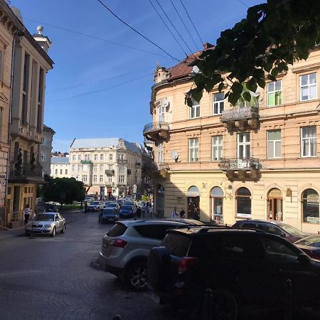 Apartments On Shevchenko Avenue Lviv Eksteriør bilde